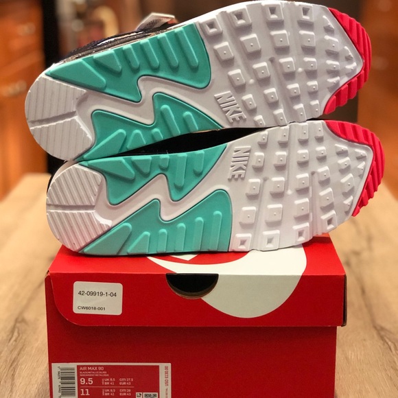 🛑SOLD🛑Air Max 90 CW6018 001 Galaxy - Picture 10 of 16